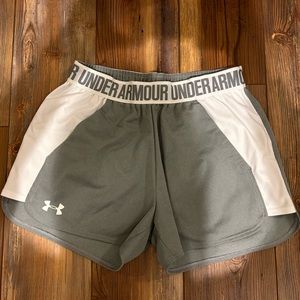 Under armour shorts small